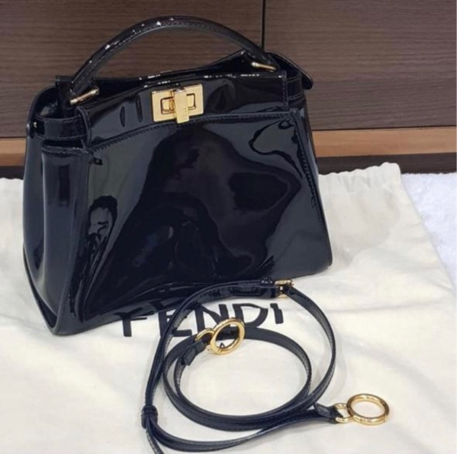 Tas FENDI peekaboo iconic mini