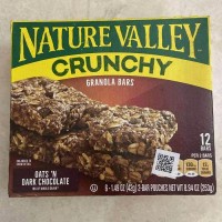 

NATIRE VALLEY CRUNCHY GRANOLA BARS OATS DARK CHOCOLATE 253 GR