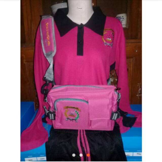 Baju olahraga bhayangkari