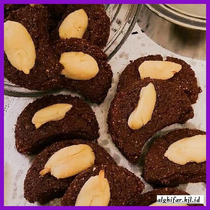 

Makanan-Kering- Topping Kacang Kenari Premium 250 Gr -Aneka.