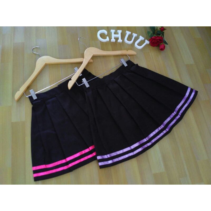 Black Skirt Line Colour