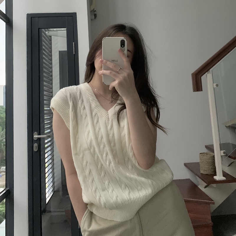 [GURUMI] Cassie Knit Vest