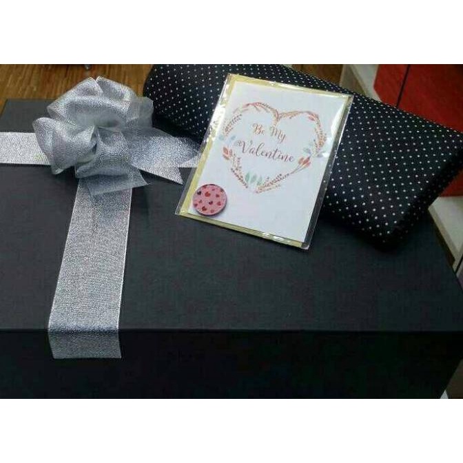 

Sale!!! Gift Box Kotak Kado. Paket Promo - Paling Diminati