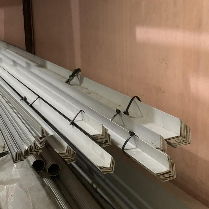 Etalase Siku Alumunium Lis Etalase Gerobak Neon Box Advertising