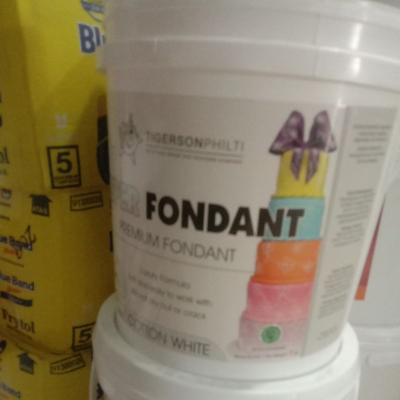 

Fondant Repack 500gr warna Putih