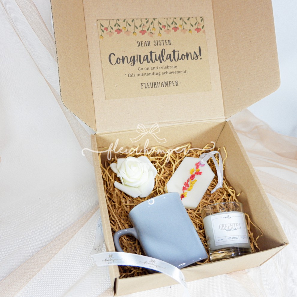 

Basic Gift Box (Best Seller) / Candle Wax Hampers / Birthday Gift