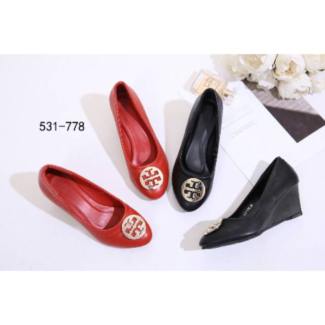 *TORY BURCH CLASSIC WEDGES 531-778*Wb