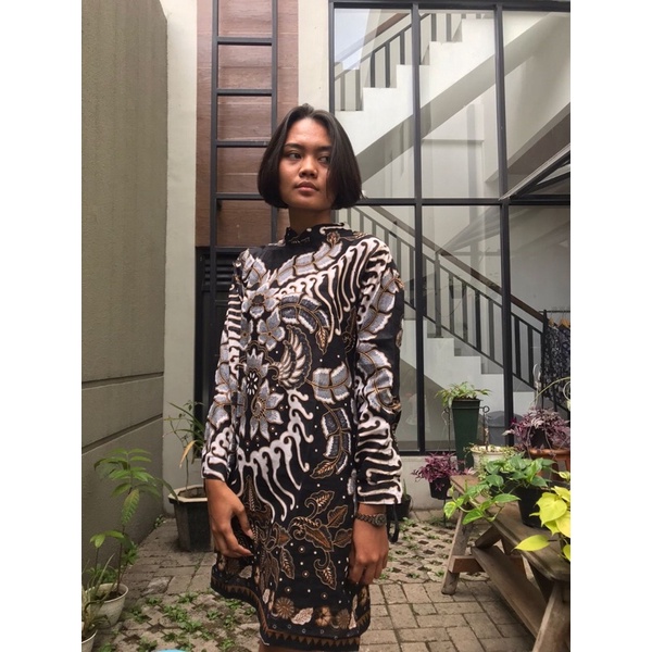 Baju batik perempuan/ batik tunik/ batik perempuan
