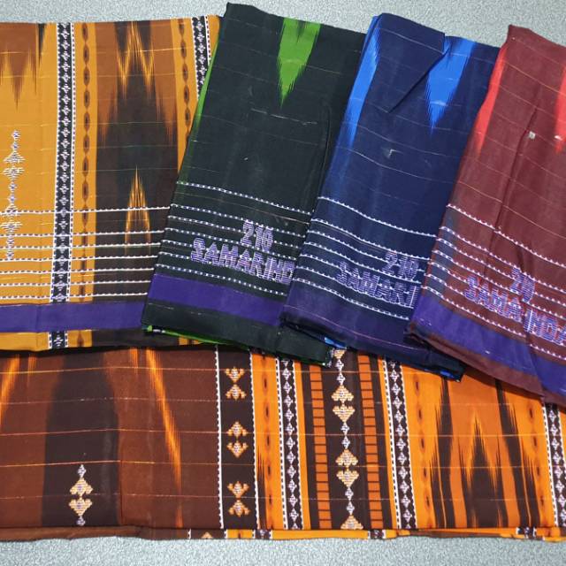 SARUNG TZT JUMBO BSY SAMARINDA BENANG EMAS