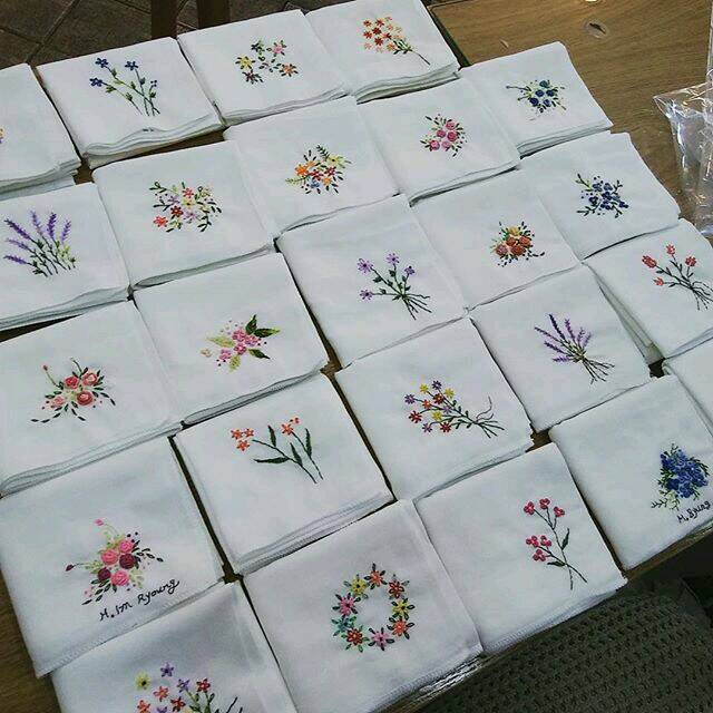 Jilbab sulam benang putih murah (souvenir)