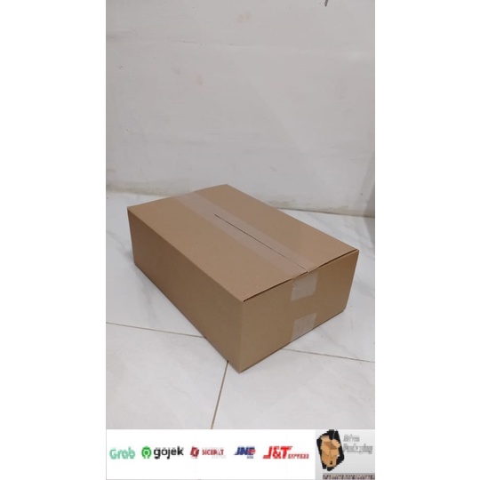 

Kardus 32,5x22x11,5 cm IND