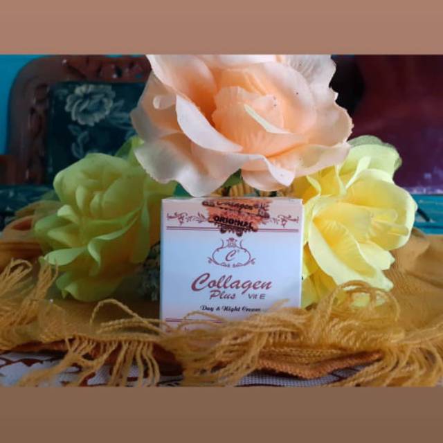 Collagen krim pemutih siang malam