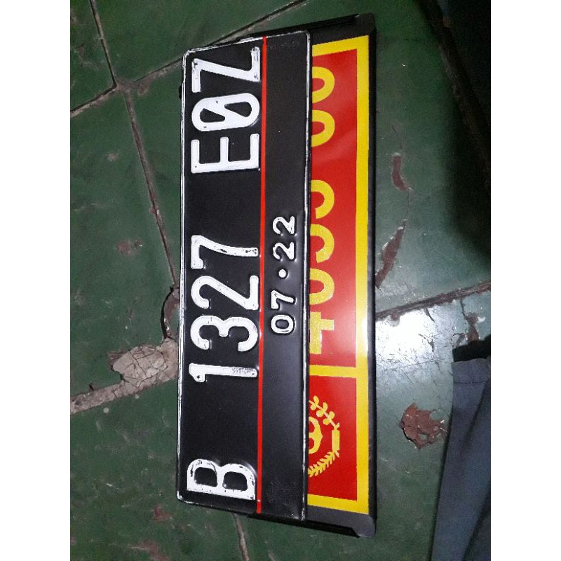 tatakan plat mobil (3 in 1) model slip, sepasang