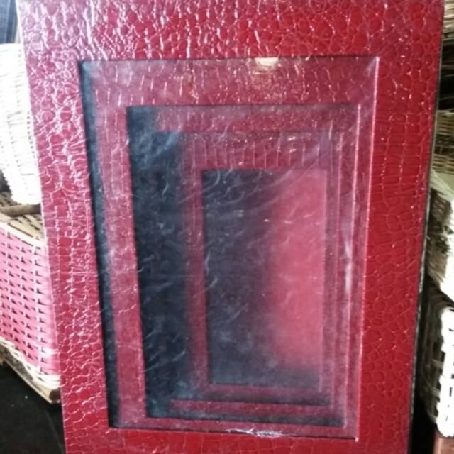 

KOTAK HANTARAN BOX SESERAHAN VINYL SET