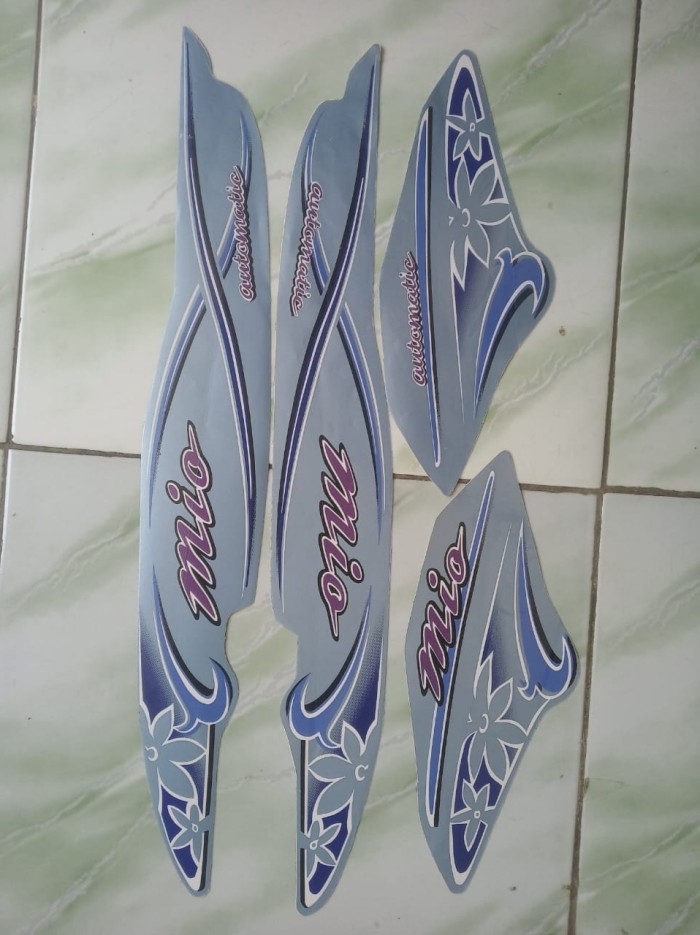 stiker striping mio sporty kermbang 2006 - Biru Muda