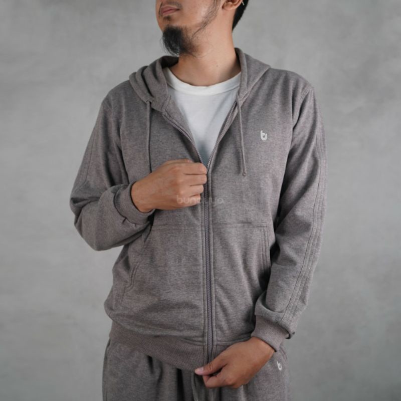 BUNAYYA PAKAIAN SET OLAHRAGA | JAKET DAN JOGER SPORT BUNAYYA