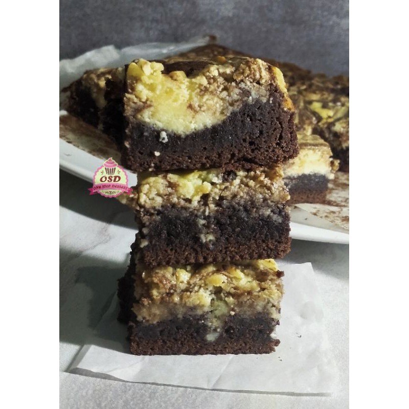 

Cheesecake Brownies