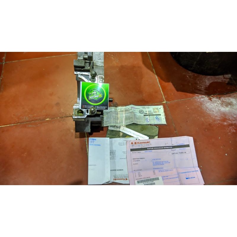 dokumen Ninja R 2012