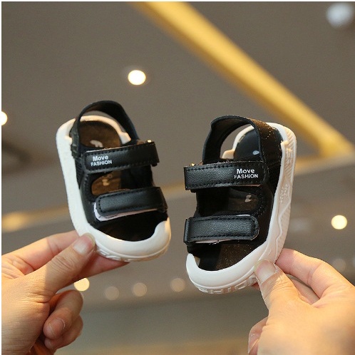 SANDAL ANAK UNISEX IMPORT MOVE FASHION BLACK WHITE BAHAN LEMBUT NYAMAN DIPAKAI 16-25