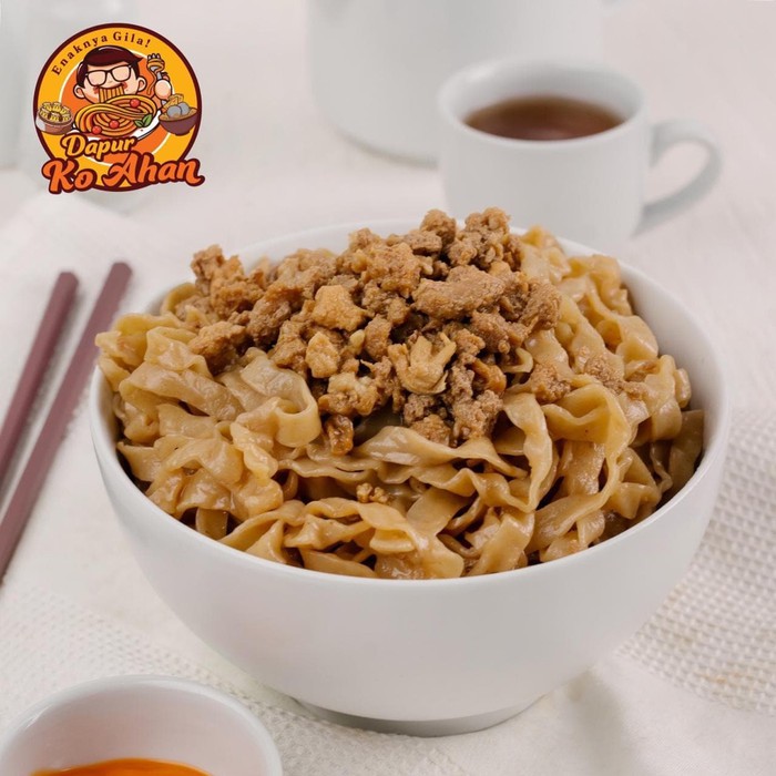 

Bakmi / Bakmie / Mie Lebar Babi Frozen Dapur Ko Ahan (2 porsi)