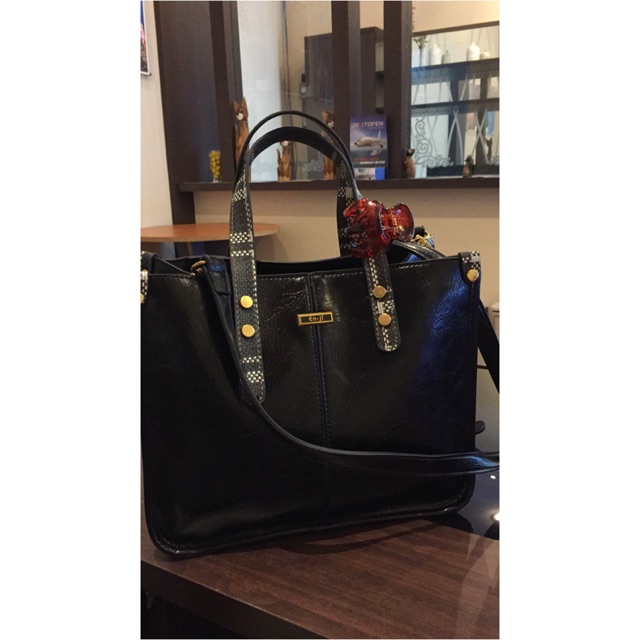 Preloved En-Ji by Palomino Chika Handbag - Black