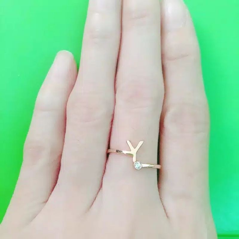 Cincin huruf Y HWT kadar 375 8K