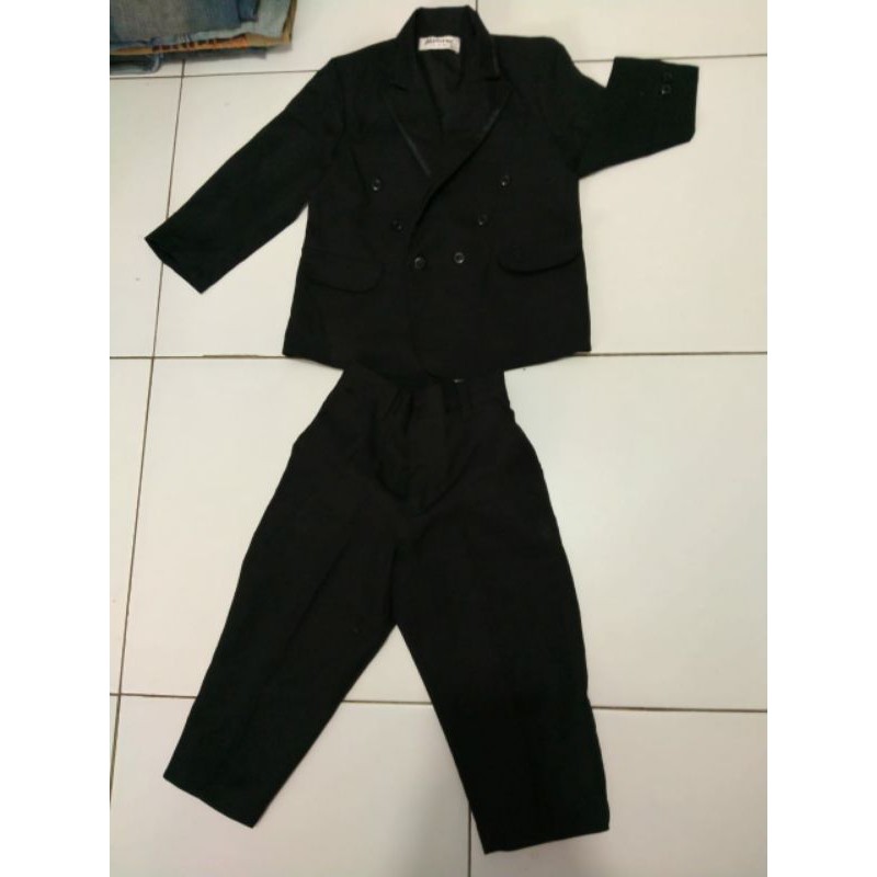 setelan jas anak laki-laki