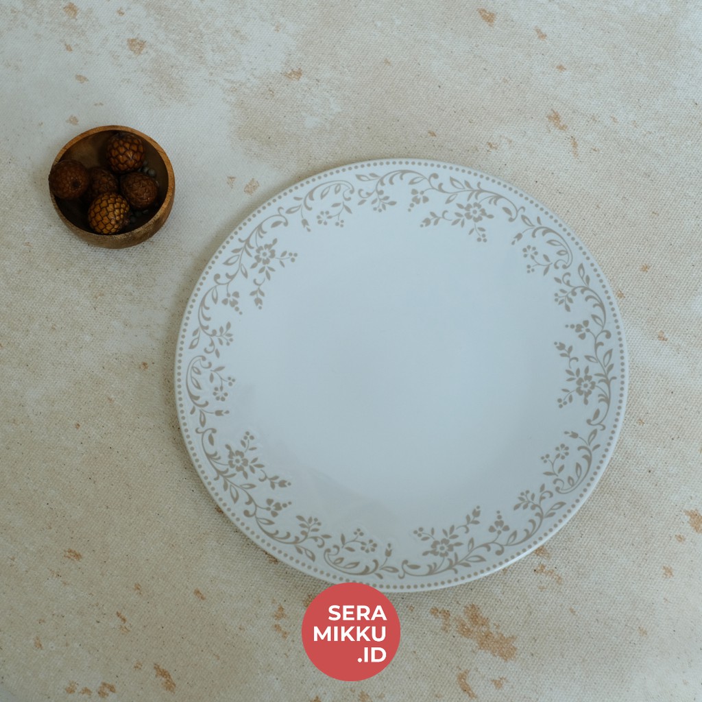 

Salad Plate - Flower Creep