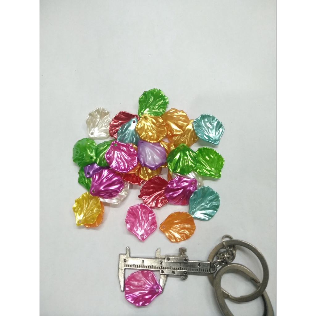 Mote/Manik Kerang Mutiara Kecil, Sedang dan Besar Rangkaian Bunga Akrilik/Aksesoris Kalung Kemasan 1
