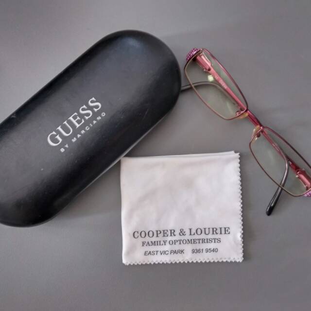 Kacamata Baca Minus Glasses Guess Asli Ori Authentic Second Preloved