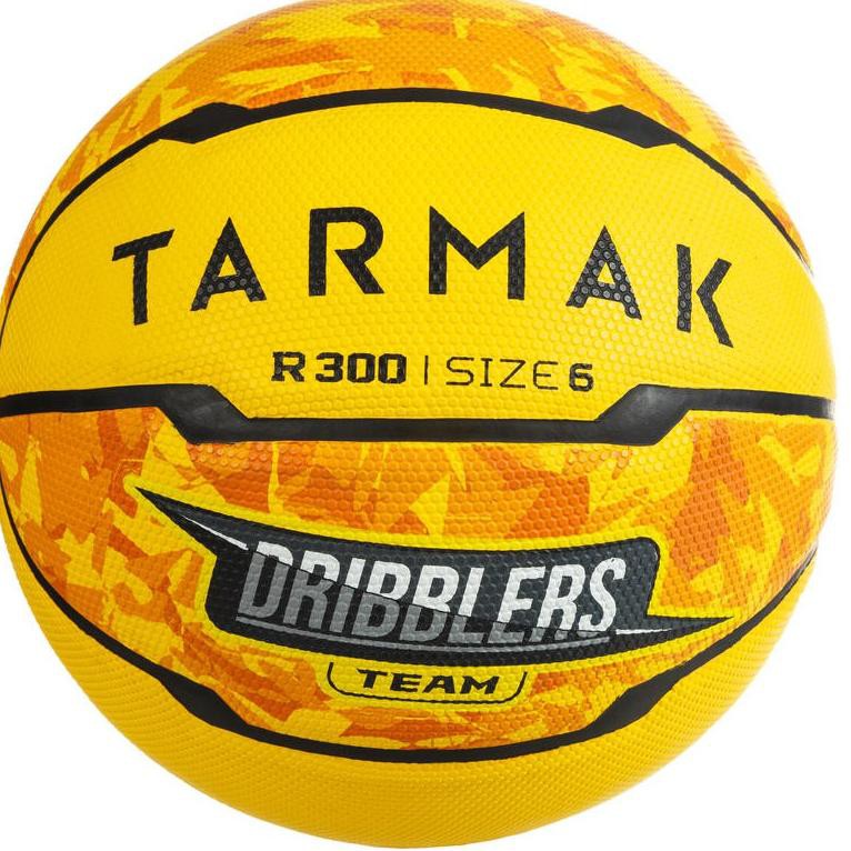 Uq9CodeBola Basket TARMAK R500 SIZE 7 FIBA OFFCIAL Rubber Bola Basket Karet Outdoor HARDGROUND BLACK