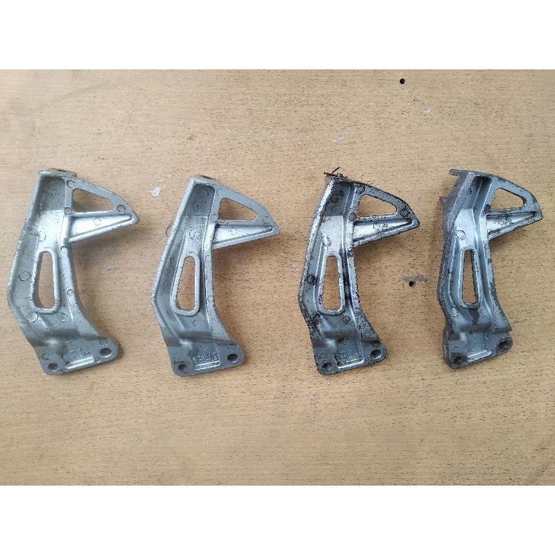Footstep Pijakan Kaki Belakang Sebelah Kiri Yamaha Jupiter Z Ori