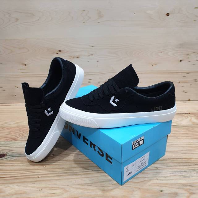 CONVERSE LOUIE LOPEZ BLACK WHITE