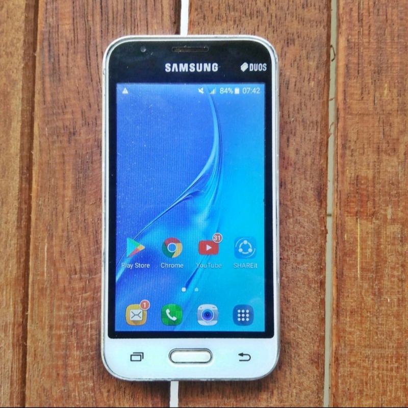 Android 4G Samsung ram 1gb sinyal 4G J1 mini