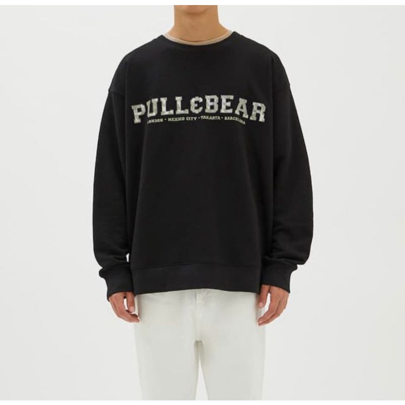 CREWNECK PULL&BEAR HITAM LOGO CAMO ORIGINAL