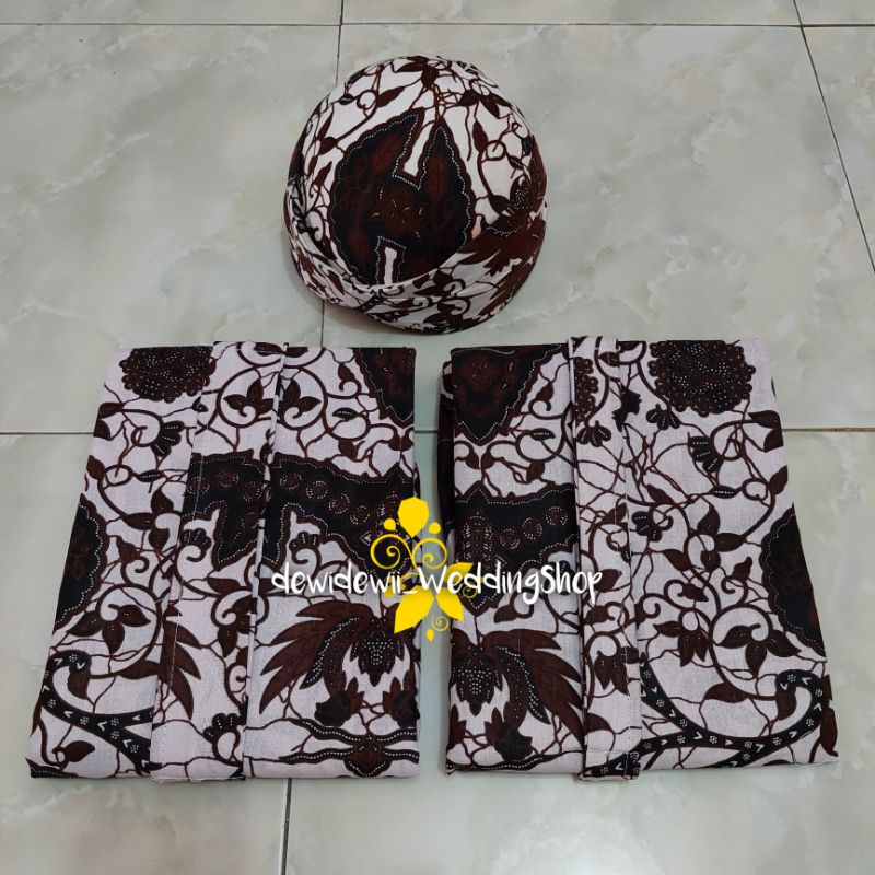 Set Jarik Cewek Cowok + Blangkon, Motif Wahyu Tumurun Putih