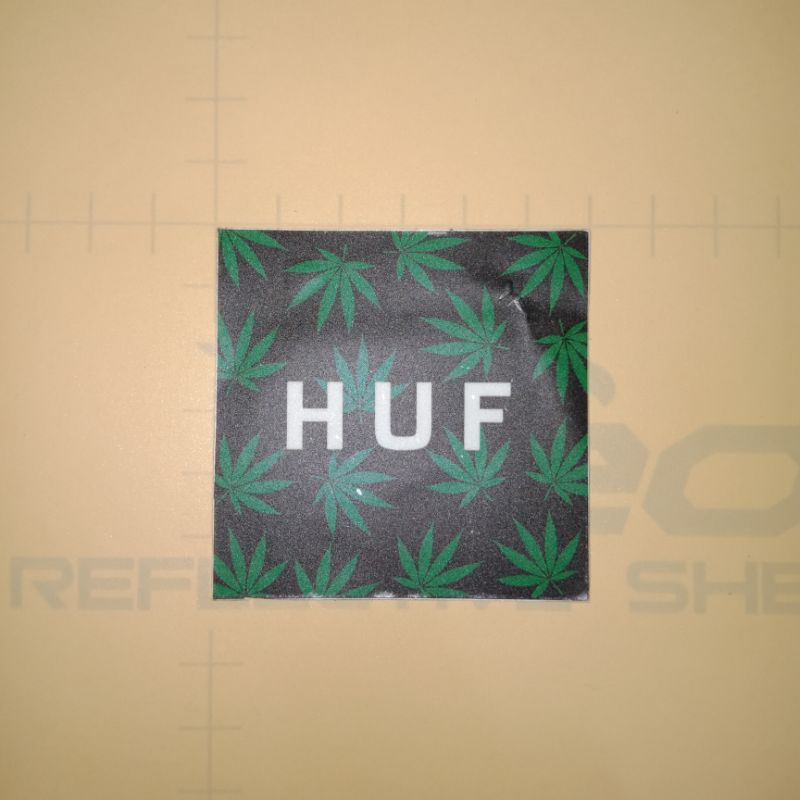 04 - Stiker HUF Cannabis hypebeast