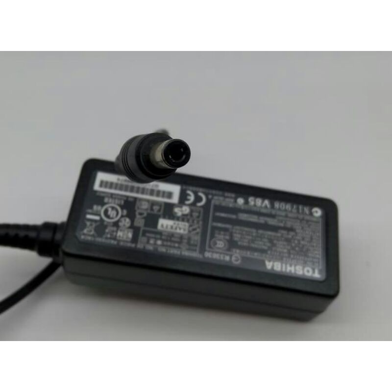 Adaptor Charger Netbook Toshiba Satelite 10 Inch 19v - 1.58a (5.5*2.5)