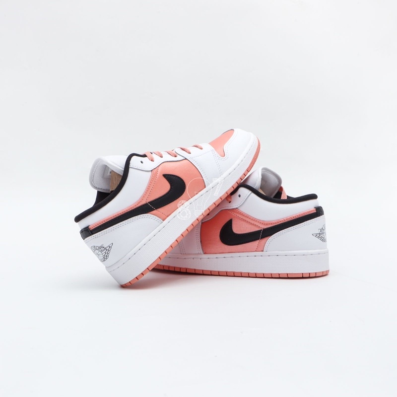 Air Jordan 1 Low White Light Madder Root