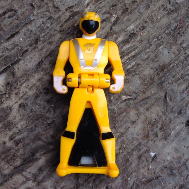 Mainan power ranger murah key ranger goon yellow sentai action figure
