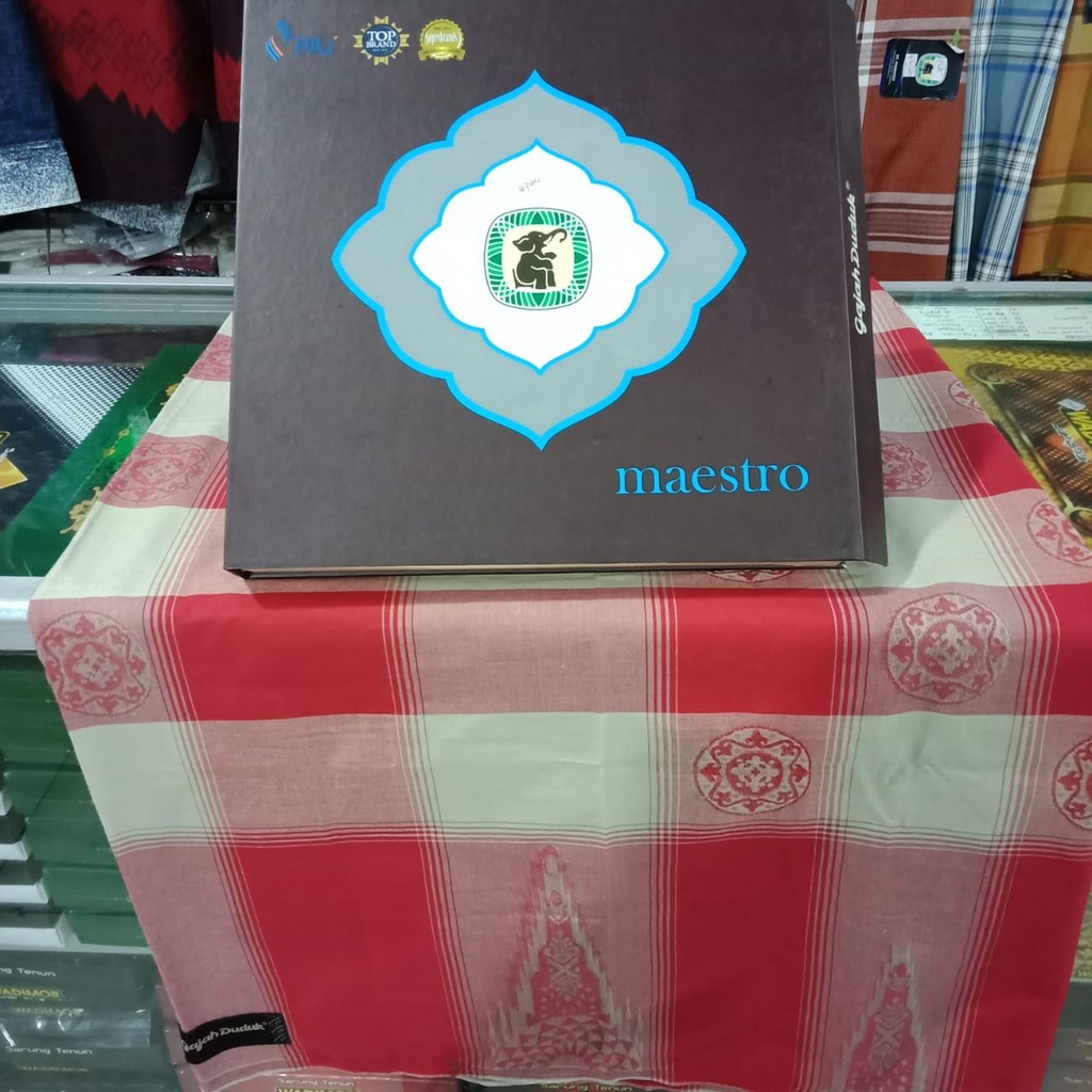 sarung Gajah Duduk Maestro