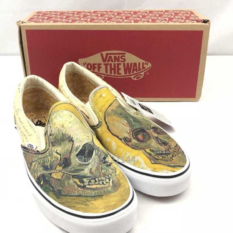 vans motif tengkorak