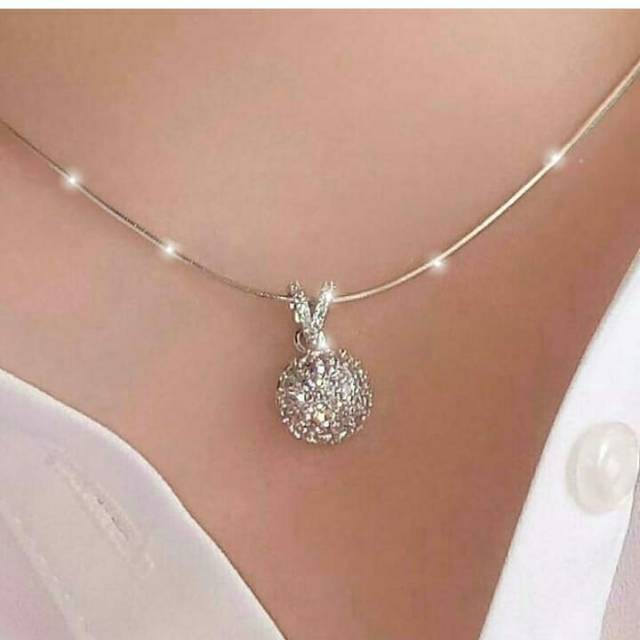 Kalung Liontin perhiasan wanita xuping murah anti karat premium titanium lapis emas