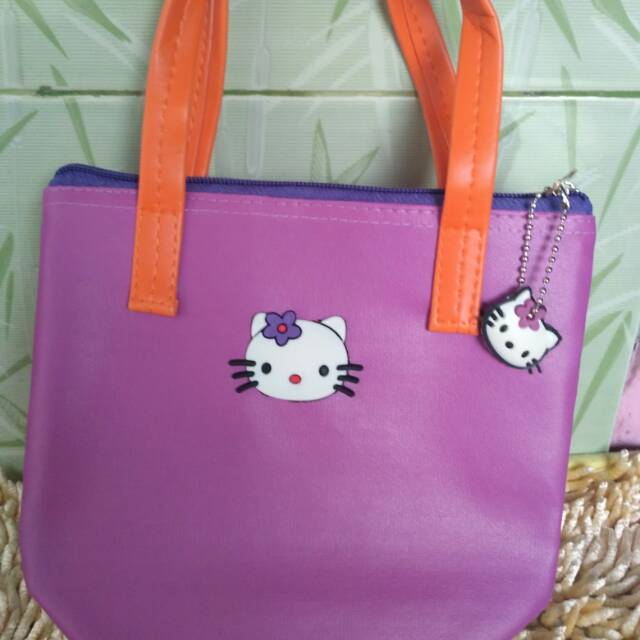 Tas kosmetik / Tas Kecil / Tas Tenteng / Tas Karakter