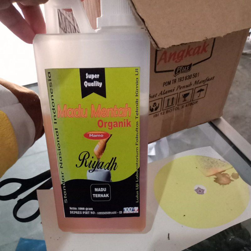 

madu mentah 1kg asli kental
