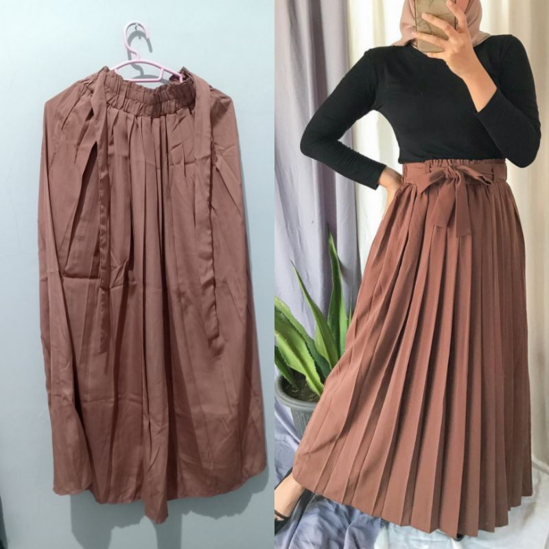 pretties.id kikan skirt choco (preloved) + auro flower kimono (preloved) BOOKED