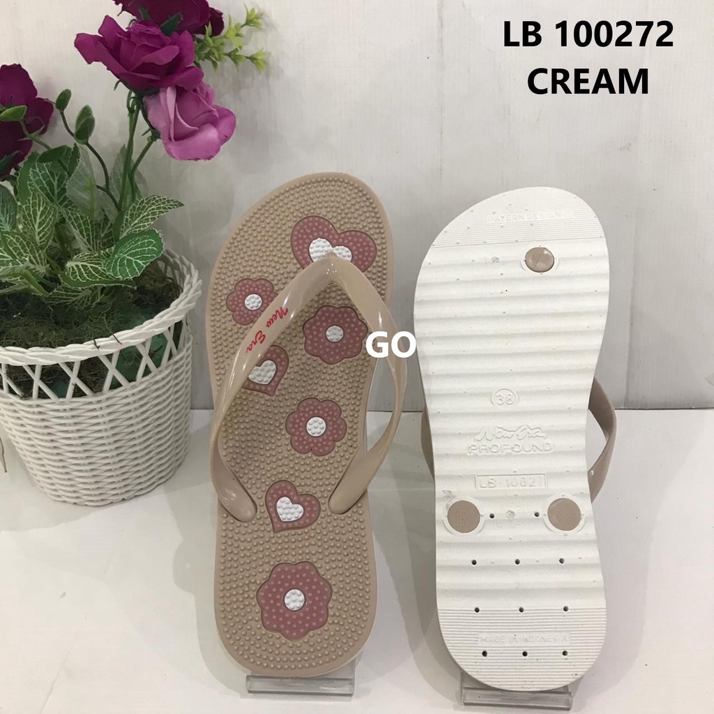 BB NEW ERA LB 100272 Sandal Kesehatan Rematik Wanita Sandal Karet Murah Original