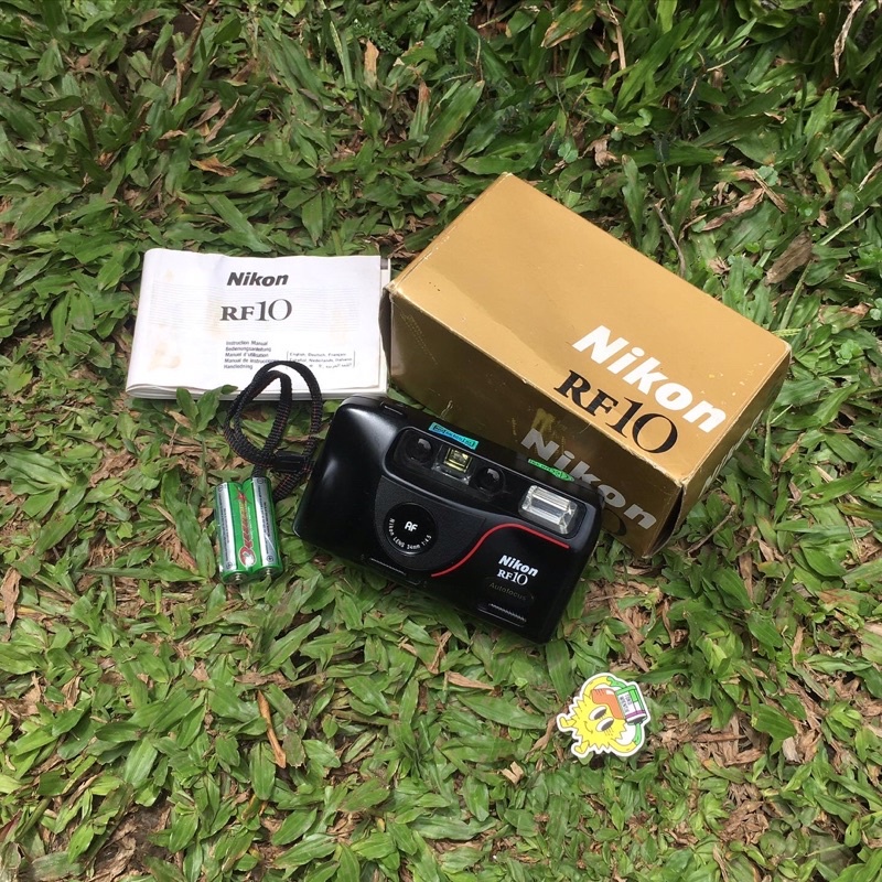 kamera analog 35mm NIKON RF10 ful set mint condition bonus baterai dan stiker