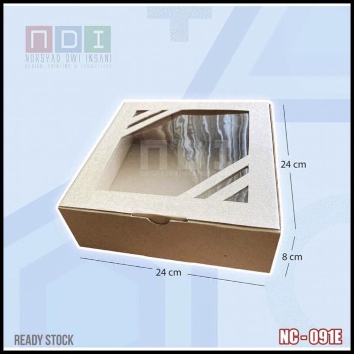 

Dus Box Corrugated Tutup Mika 1 Pak (Isi 10Pcs) Uk. 24X24X8Cm