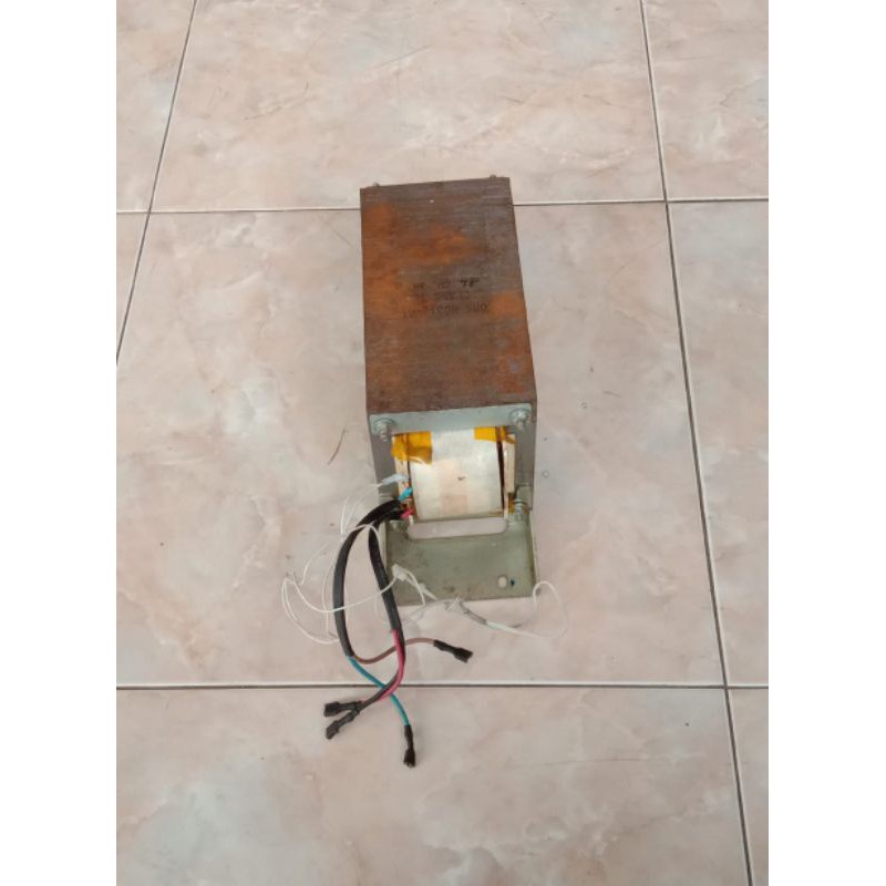 Travo I.T isolation Transformers 1 : 1 3KVA